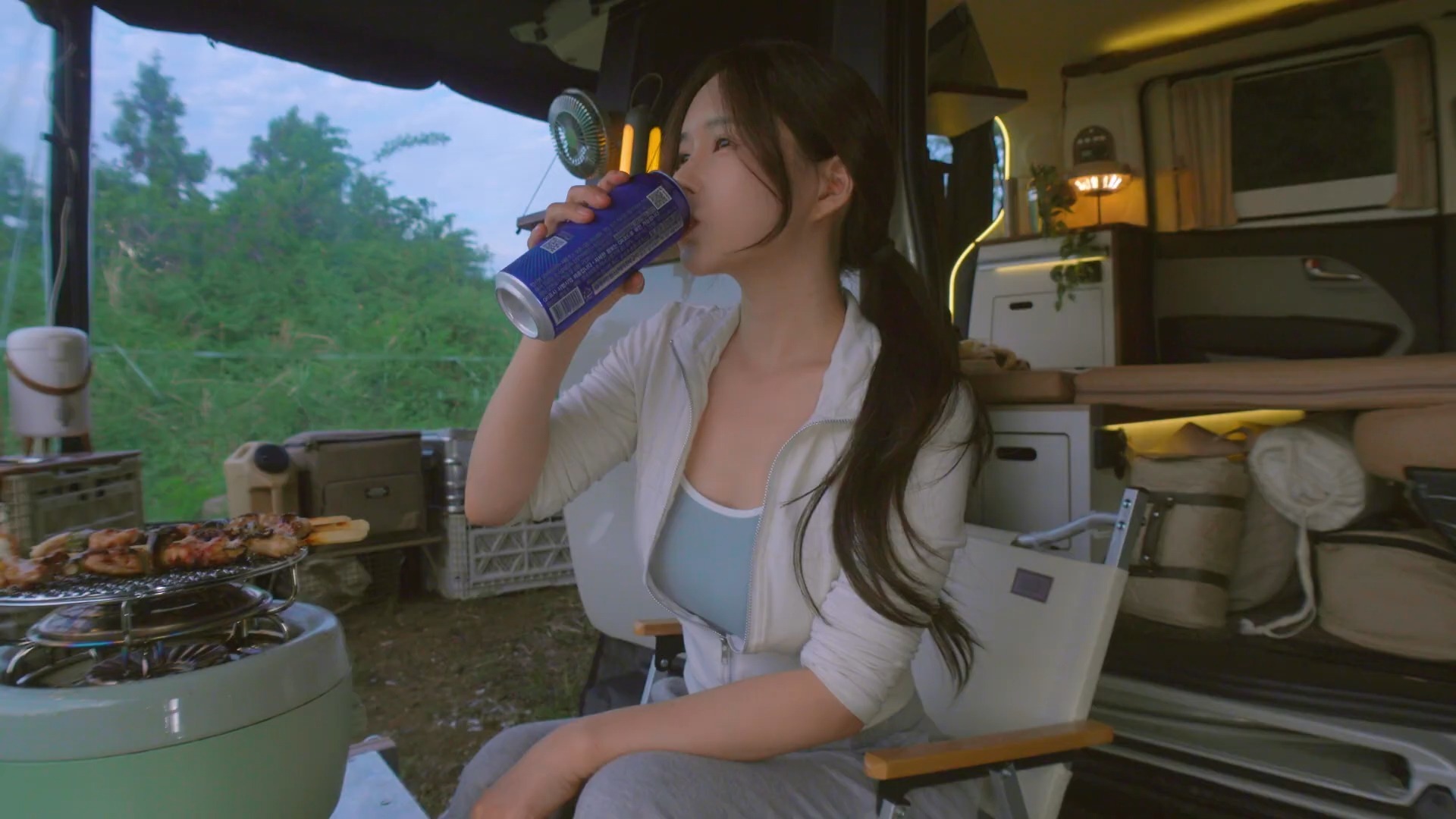 聚焦当代婚恋话题 《小芳出嫁》开机官宣